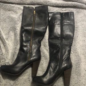 Never worn to the knee Steve Madden boots